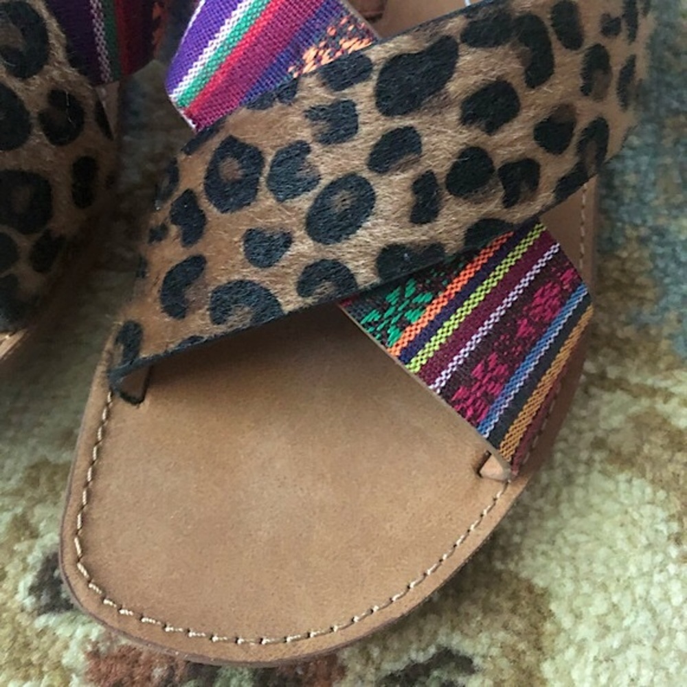 Very G Serape Leopard Sandals - Picture 11 of 13